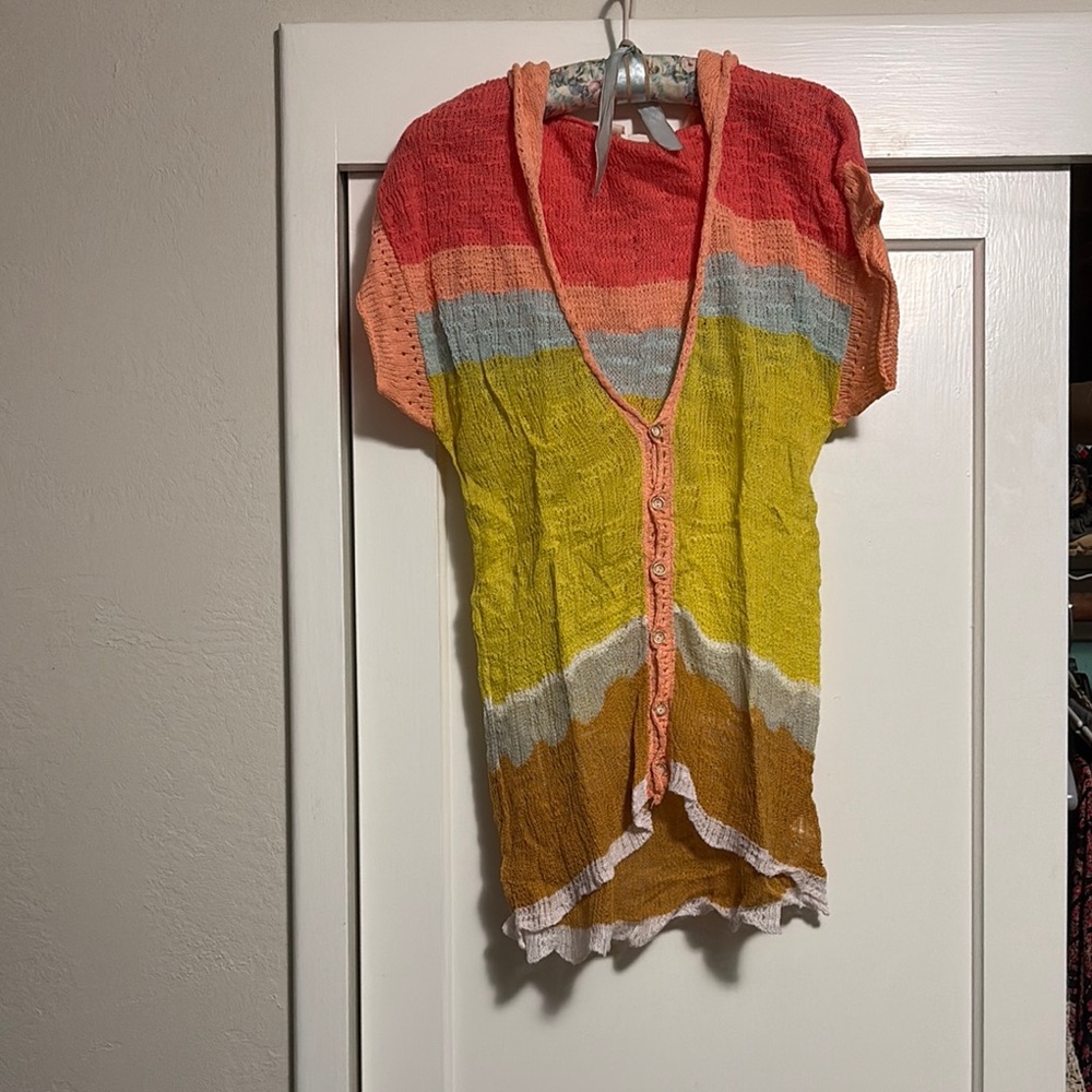 Moth Red and Yellow Ruffled Tie Front Short Sleeve Top